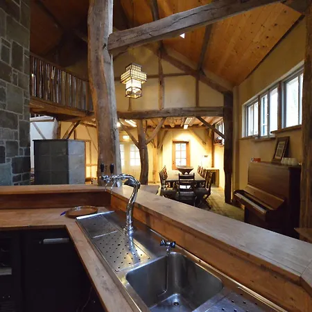 Maasduinen Near National Park